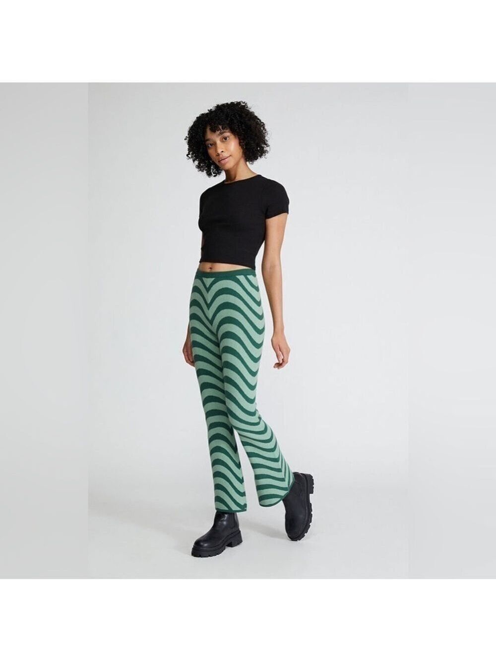 LA Hearts Green Printed Sweater Flare Pants Small